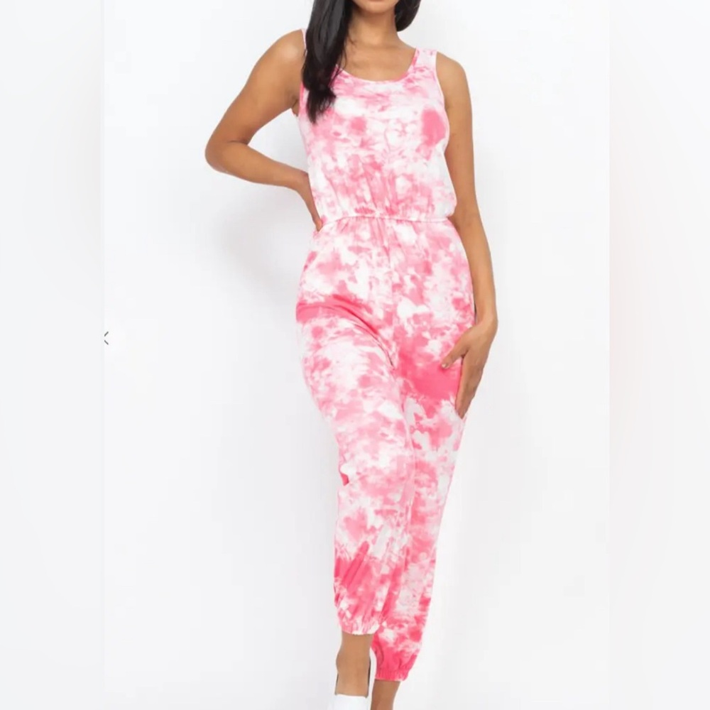 NWT Capella In The Air Jumpsuit Size Small Pink and White Pattern